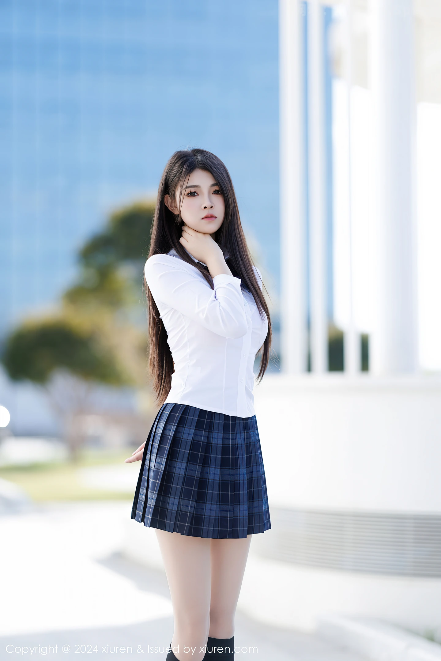 图片[6]-[XiuRen秀人网] VOL.9682 模特初梦瑶性感白T露粉红色内衣配超薄肉丝秀完美身材诱惑写真91P-秀人网官方网站